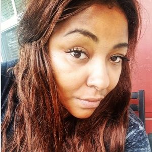 Meet your Posher, Latoya